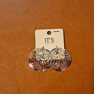 Silver filigree earrings